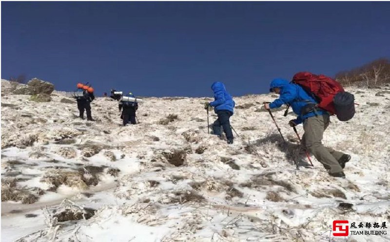 「徒步登灵山珠峰」户外团建感悟颇深