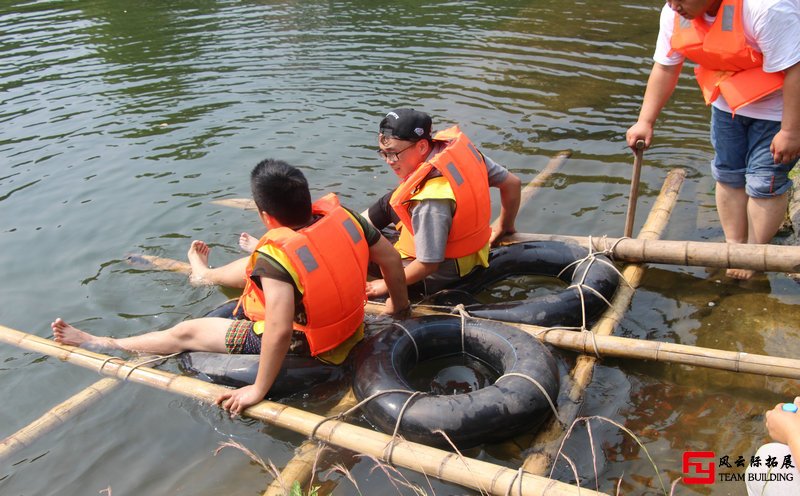 水上团建拓展活动