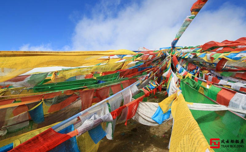 西藏戈壁团建